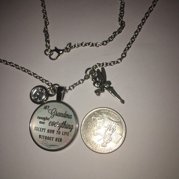 (F2) Sentimental Grandma Necklace - Picture 3 of 4